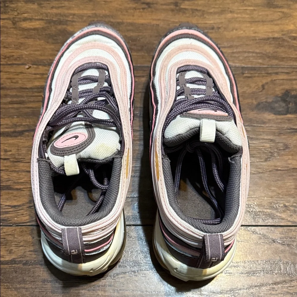 Nike Kids Sneakers in Pink and Brown Tones